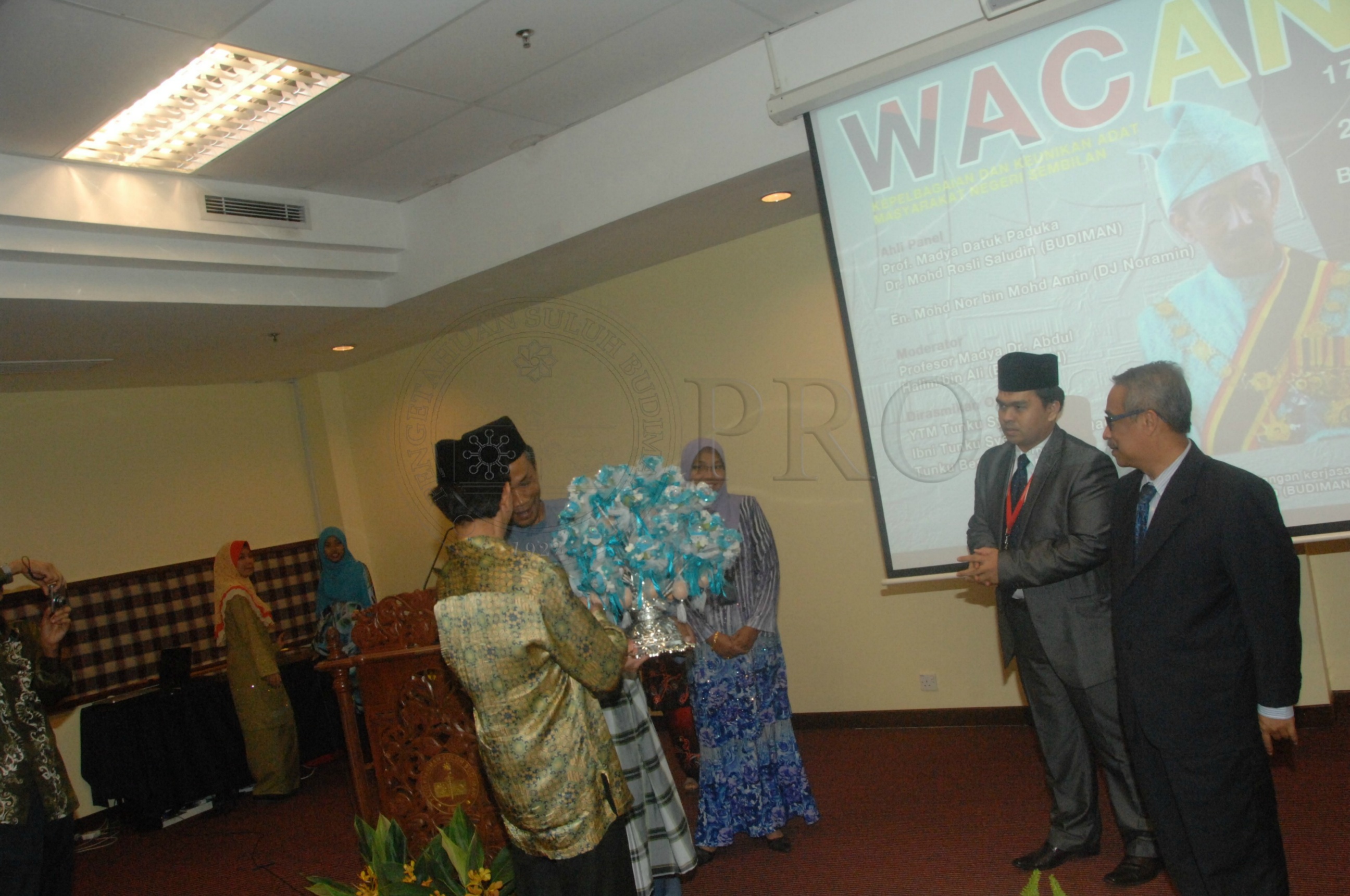 PRO 14 33 WACANA FBA 0283